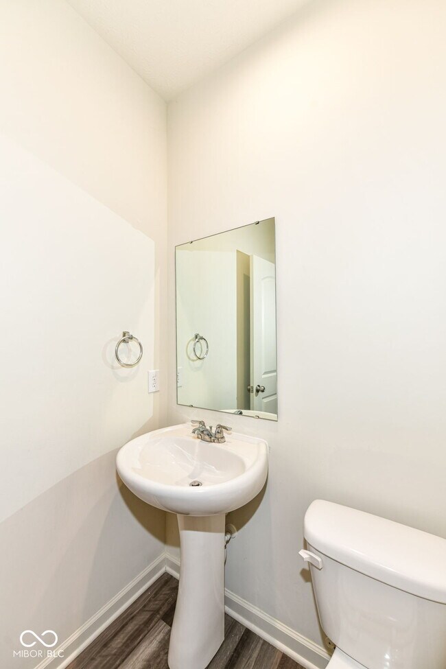 Building Photo - 13533 Dewpoint Ln