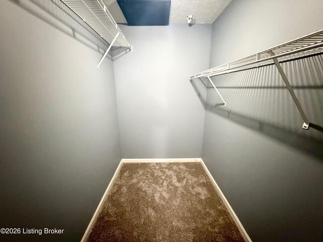 Building Photo - 749 Yorkwood Pl