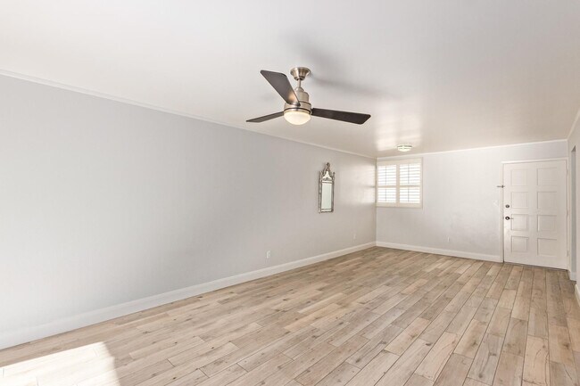 Building Photo - 4727 E Lafayette Blvd