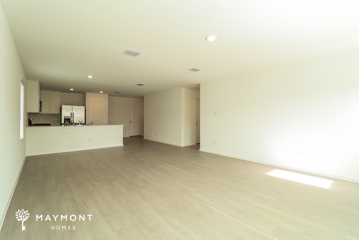 Building Photo - 1071 Neyland Dr