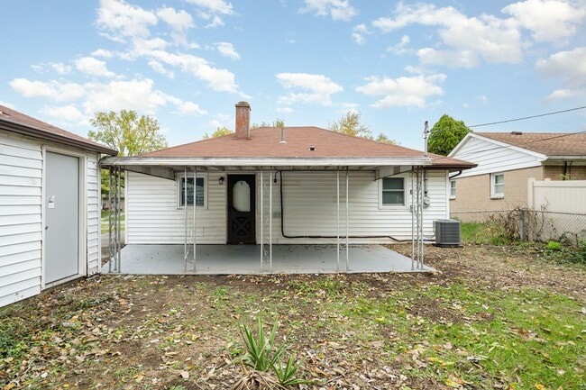 Building Photo - Fabulous 3 Bed 1 Bath Home!