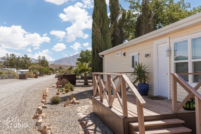 Building Photo - Charming fully furnished 2-bedroom + office home in Beaver Dam, AZ!