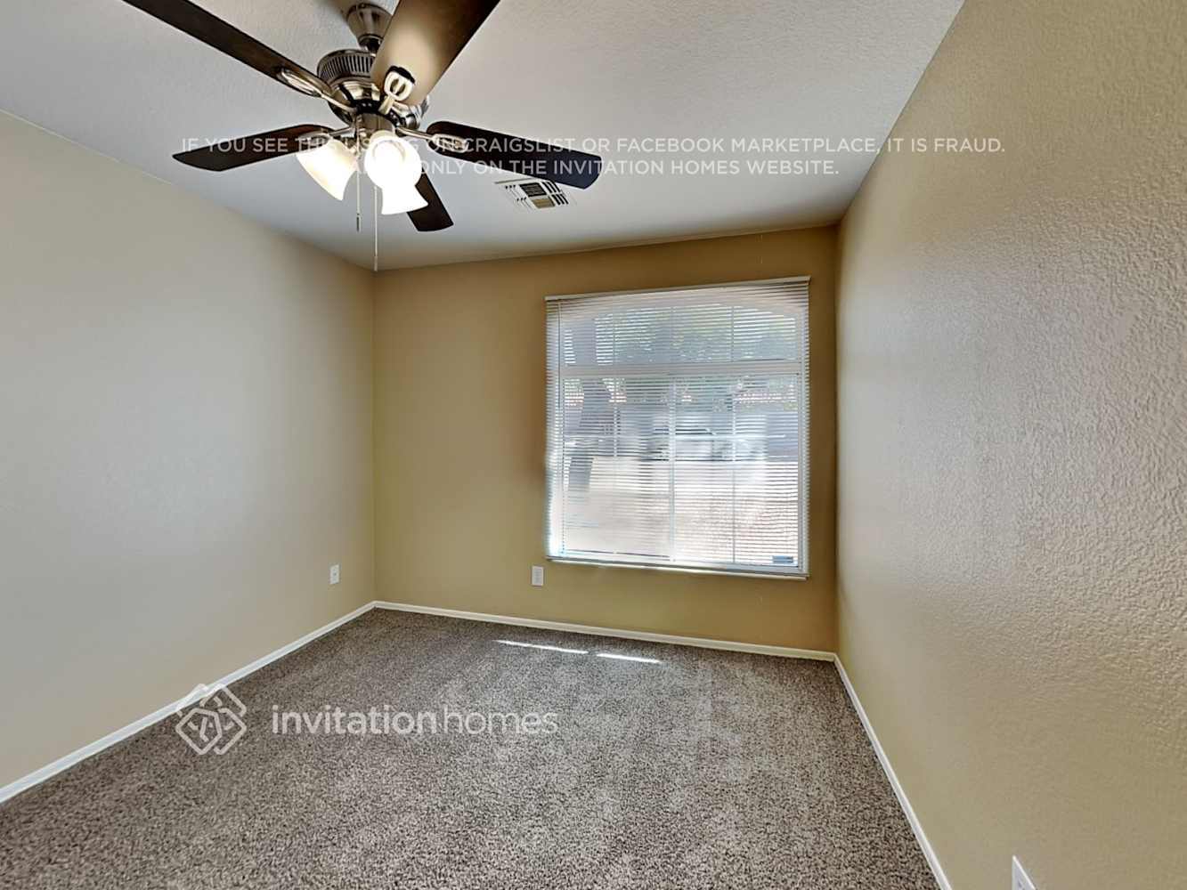 Building Photo - 5946 N 74th Dr