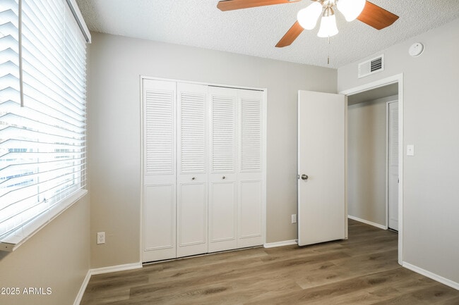 Building Photo - 3543 W Lupine Ave