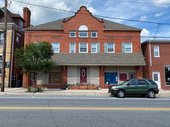 Building Photo - 109 E Baltimore St