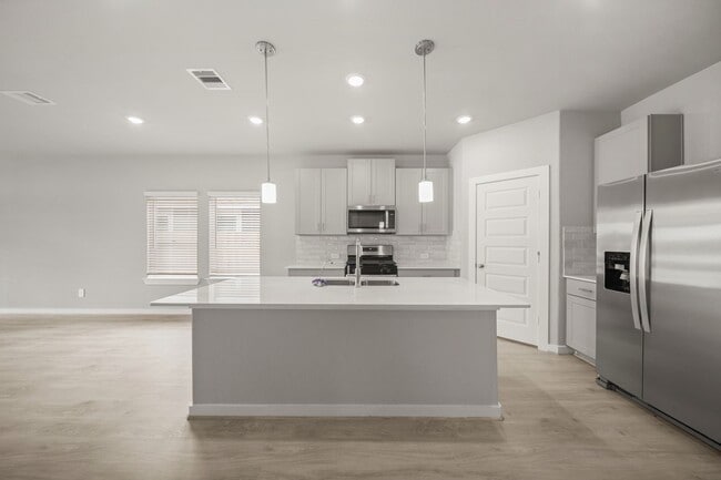 Building Photo - 1530 Copeland Dr