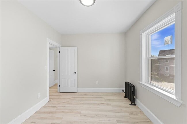 Building Photo - 301 Glenwood Ave