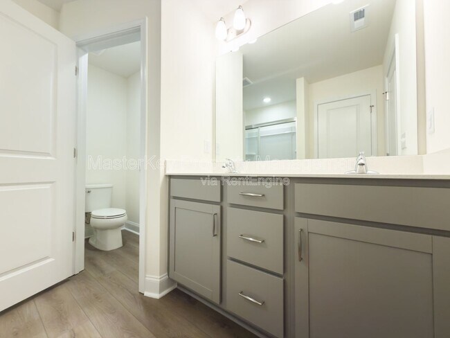 Building Photo - 74 Bloodroot St