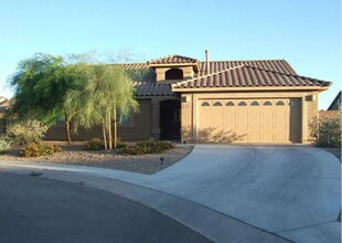 Building Photo - Coming Soon!!!!!!!!!!  Madera Highlands