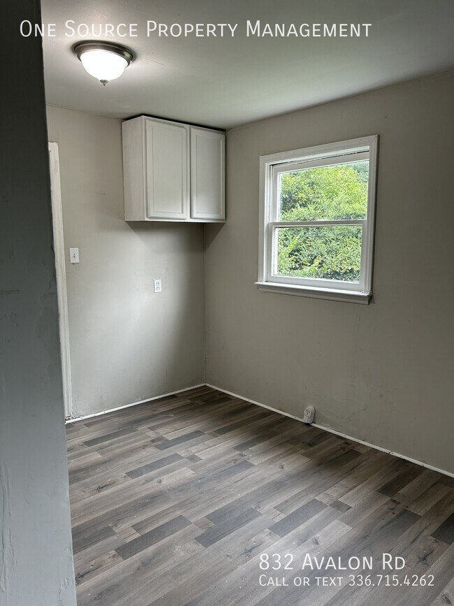 Building Photo - 832 Avalon Rd