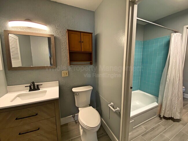 Building Photo - 7335 E Quincy Ave