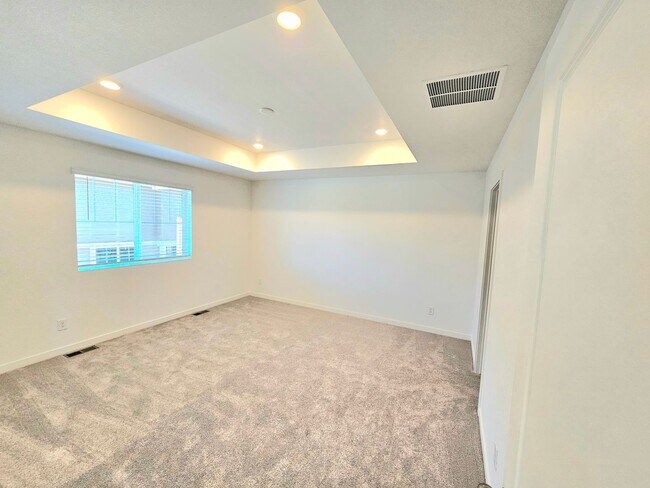 Building Photo - Paired Home in Dove Village: Spire 2 Story 3 Bed, 2.5 Bath Home with Upgrades