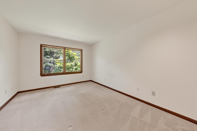 Building Photo - 2445 Mulberry Ct