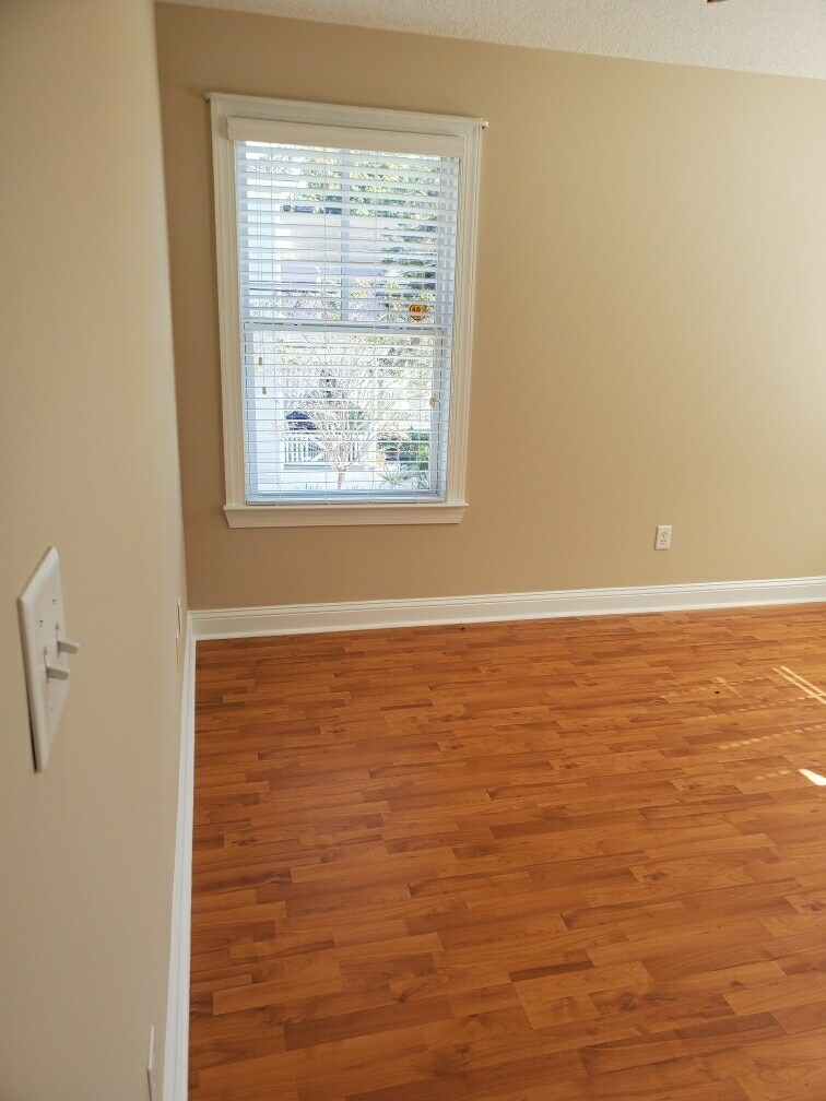 Upstairs Bedroom 1 - 836 E Anderson St