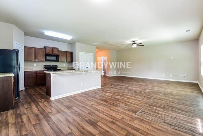 Building Photo - 10946 Wheeler Trce