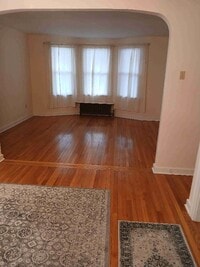 Building Photo - 1924 Jerome Ave