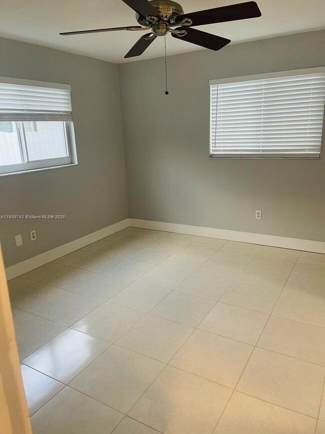 Building Photo - 3409 SW 64th Ave