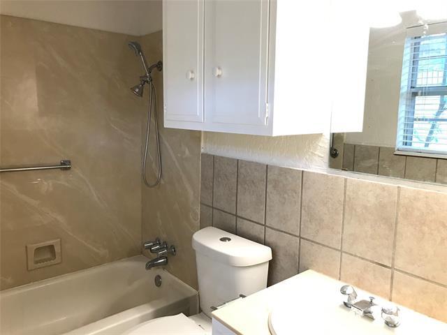 Building Photo - 3375 S 27th St