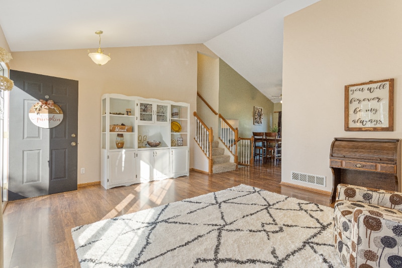 Building Photo - 15614 Cottonwood Ave