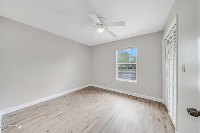 Building Photo - 404 Missouri Ave