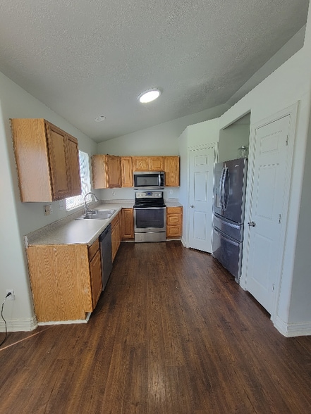 Building Photo - 4779 S 3200 W