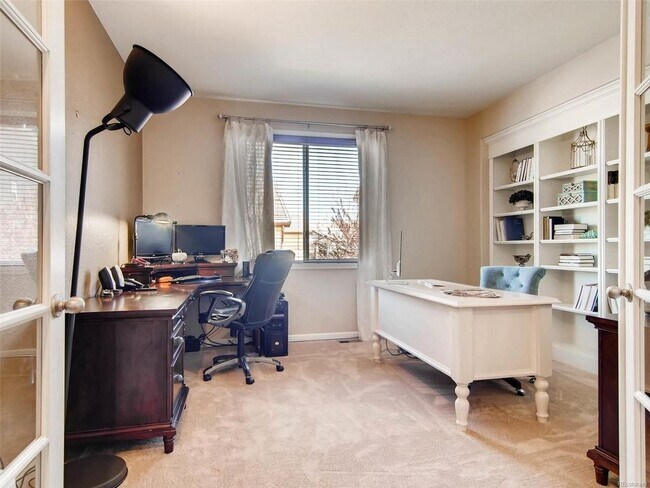 Building Photo - 10732 Hillsboro Cir