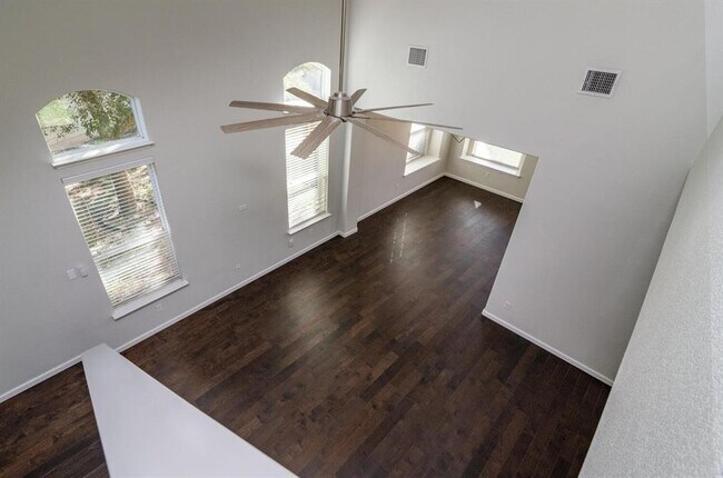 Building Photo - 9628 Beechnut Dr