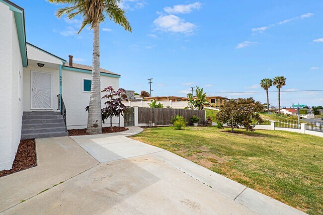 Building Photo - Large Corner Lot with a newly remodeled 2 ...