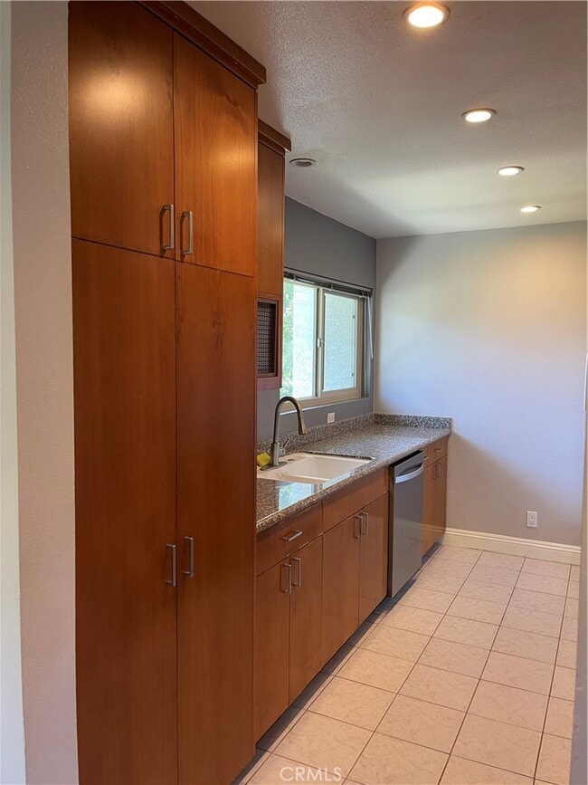 Building Photo - 4714 Park Granada