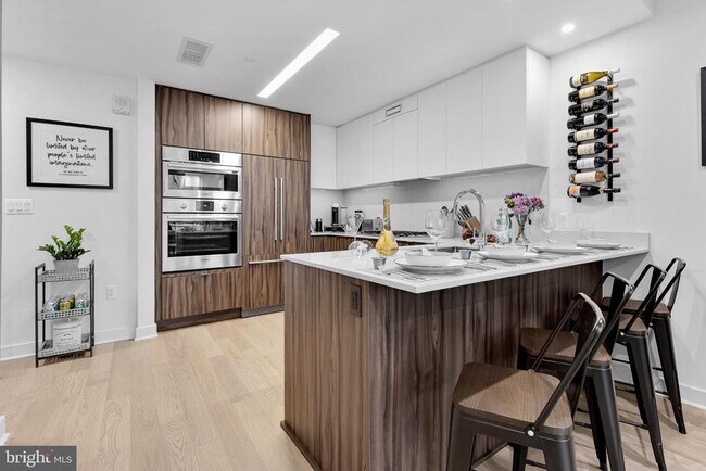 Building Photo - 37 L St SE