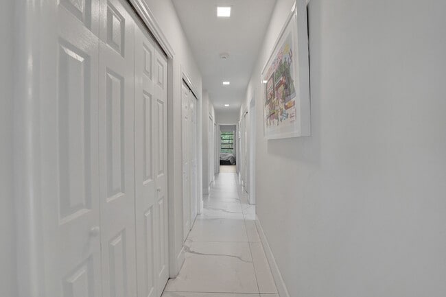 Building Photo - 3630 N 55th Ave