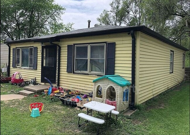 Primary Photo - 7418 S 41st St