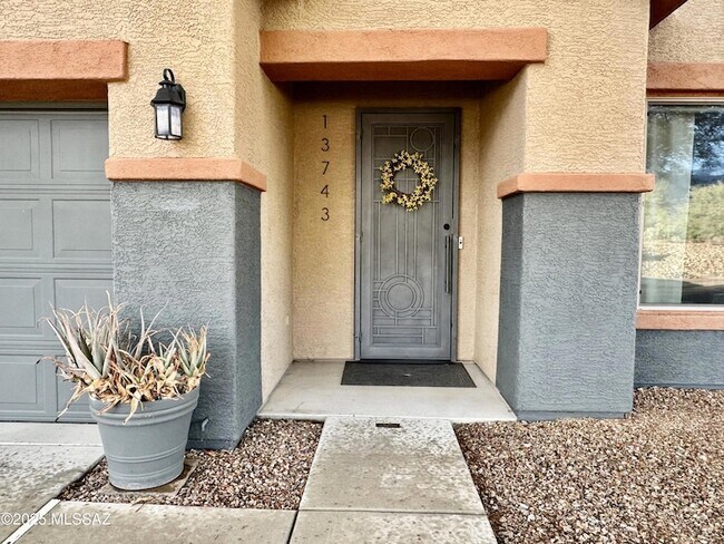 Building Photo - 13743 N High Mountain View Pl