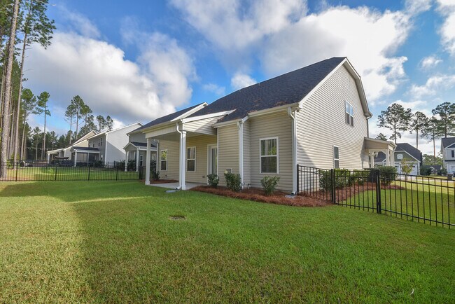 Building Photo - 67 Timber Skip Dr