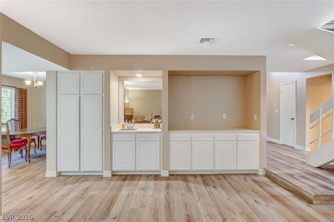 Building Photo - 2408 El Cortez Ave