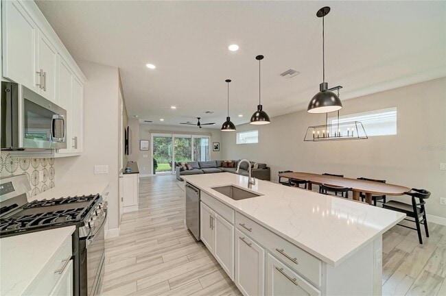 Building Photo - 1079 Waterline Ct