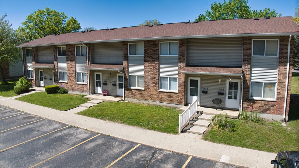 Primary Photo - Northway Manor