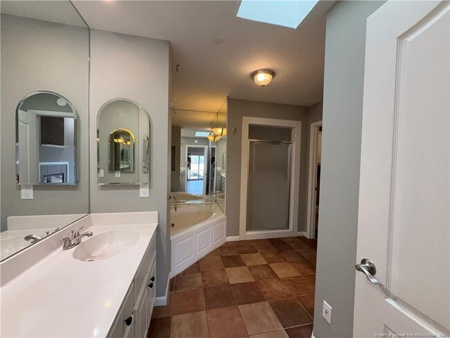 Building Photo - 848 Castleberry Ct