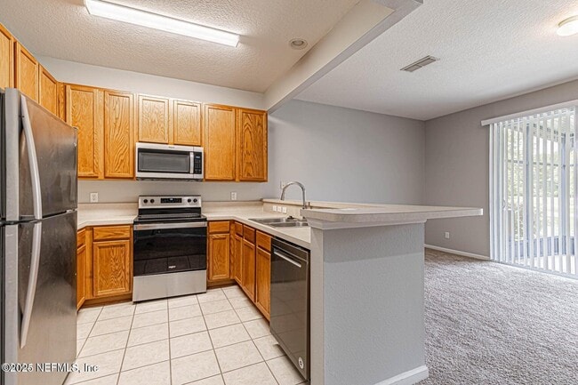 Building Photo - 5784 Sandstone Way