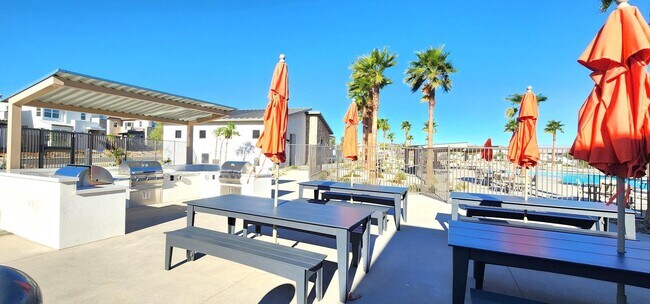 Building Photo - 35770 McCarthy St