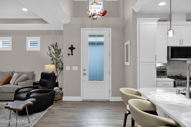 Building Photo - 245 Pop Top Ln