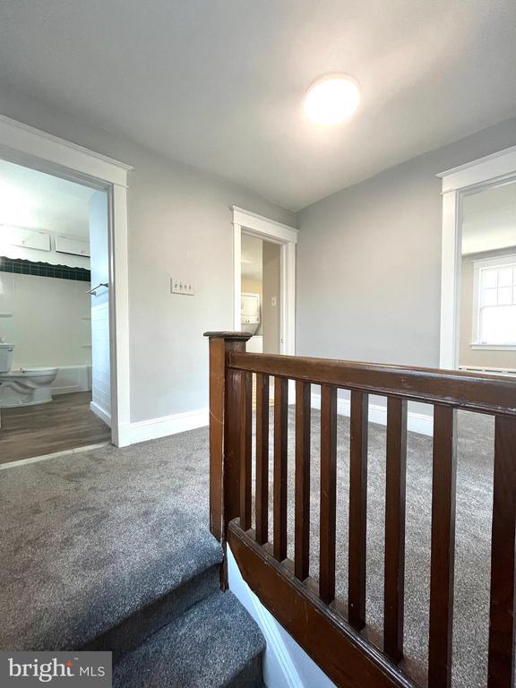 Primary Photo - 1549 Brunswick Ave