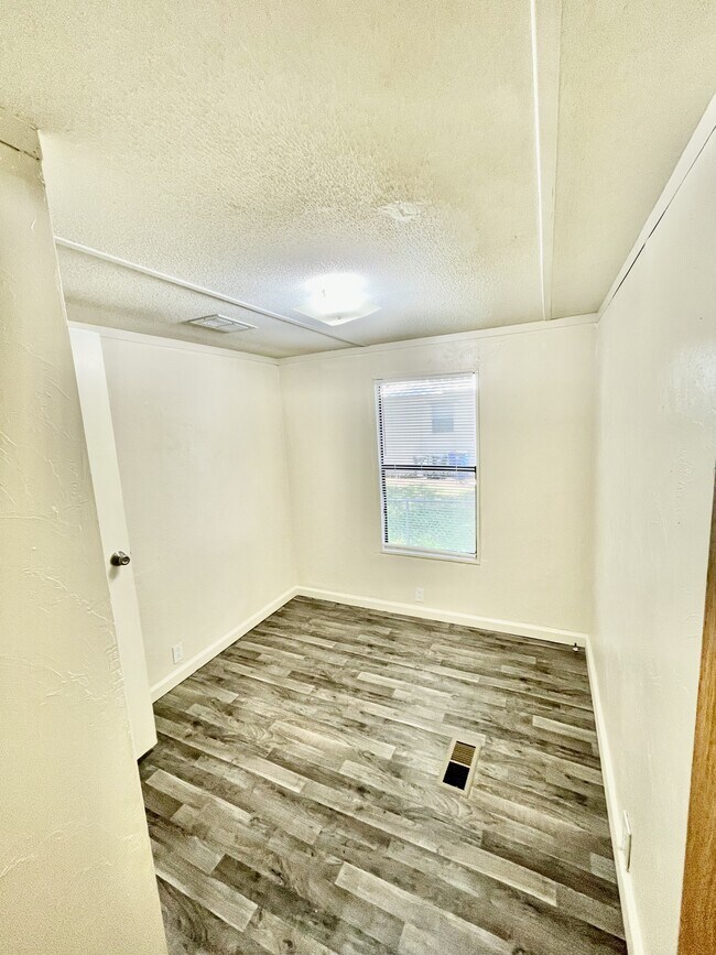 Building Photo - 248 Stockton St