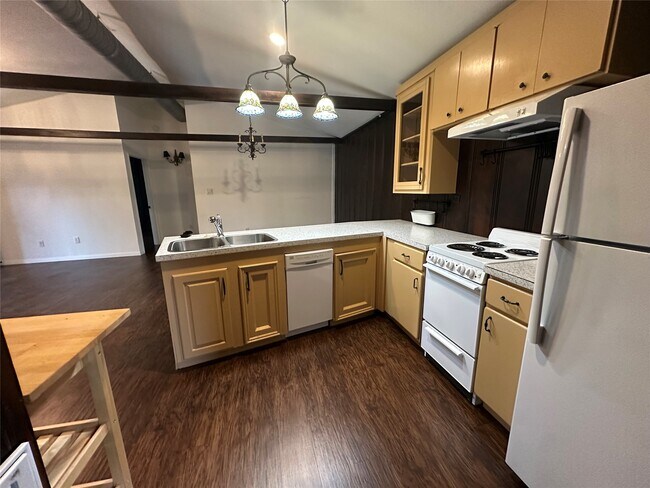 Building Photo - 1604 Hailey St