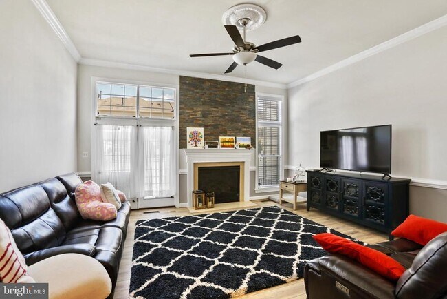 Building Photo - 24906 Earlsford Dr