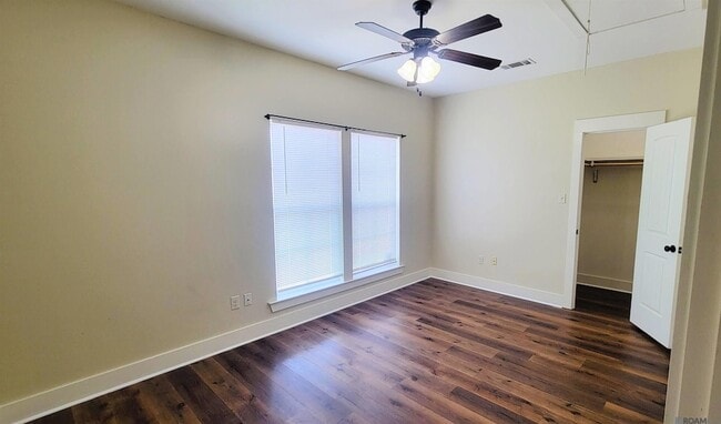 Building Photo - 40485 Sage Field Ct