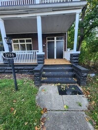 Building Photo - 2186 E 89th St