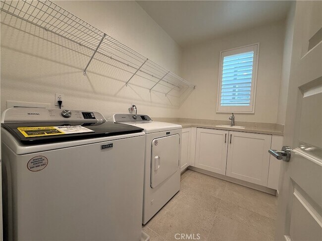 Building Photo - 4217 S Heather Privado