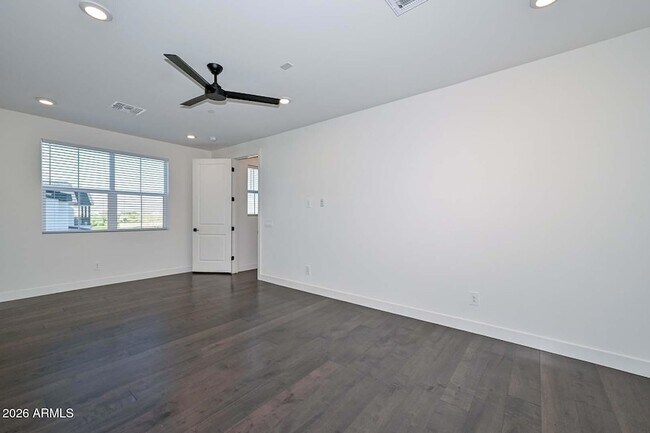 Building Photo - 11300 N Casa Dega Dr