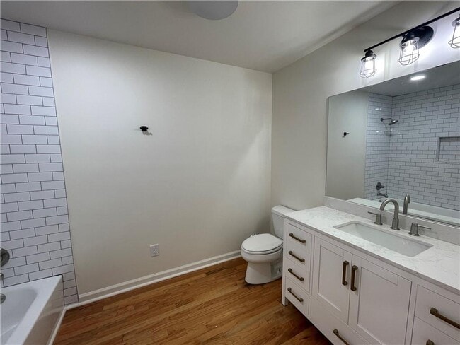 Building Photo - 106 Spring Way